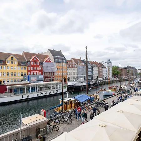 Chic Apartment In Vibrant Area By Copenhagen Canals *