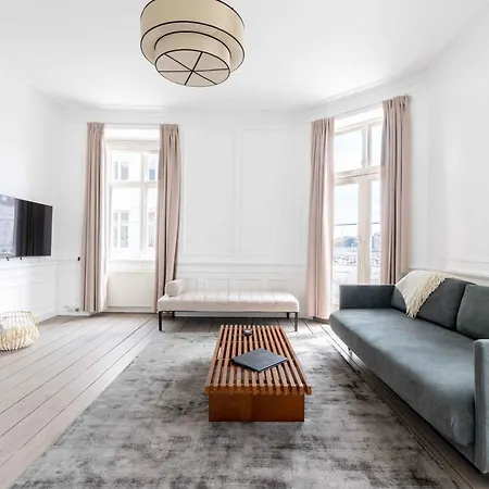 Chic In Vibrant Area By Canals Apartament