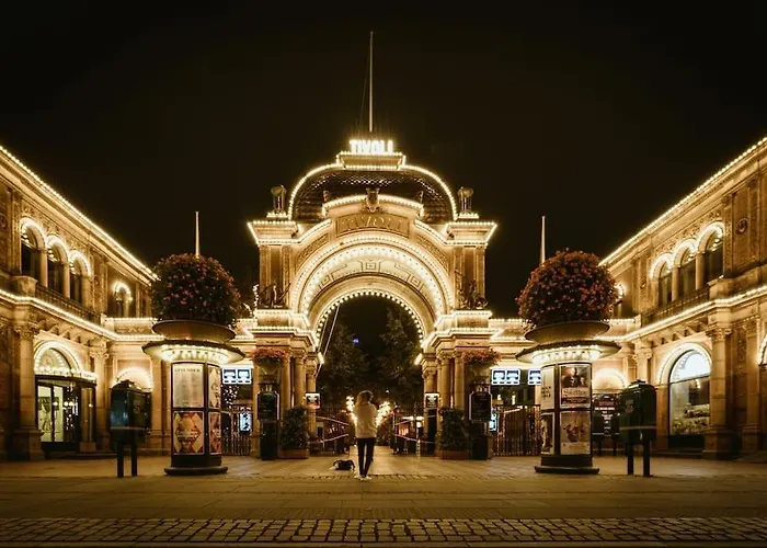 Chic In Vibrant Area By Canals